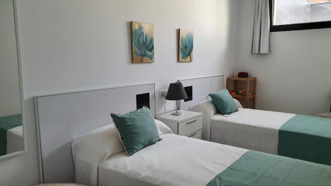Chalet Con Piscina Privada En La Urb. De Puerto Rey Los Amarguillos Exteriör bild
